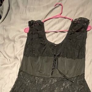 Beautiful vintage black lace slip size M